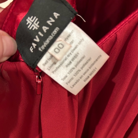 Red prom Dress with hip slit. Low back with criss cross lace up back. - Picture 6 of 12